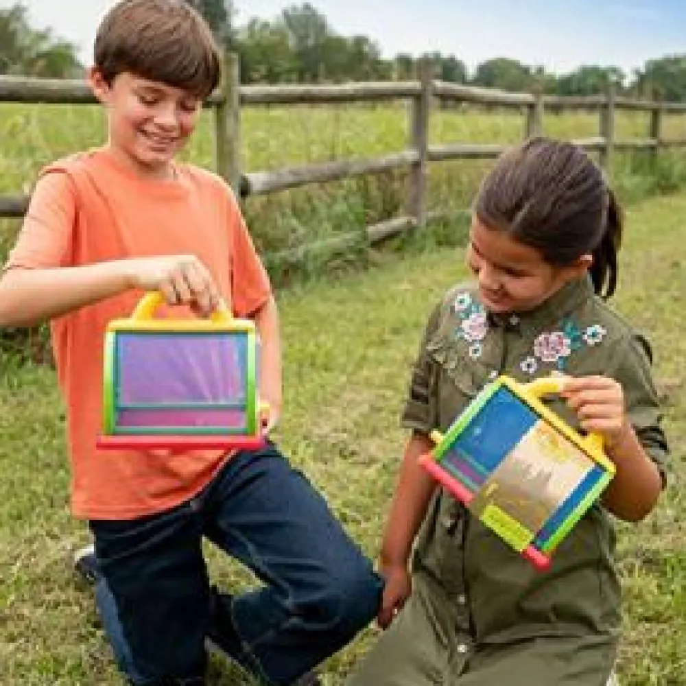 Online Backyard Exploration Critter Case Bug Box Garden Toys