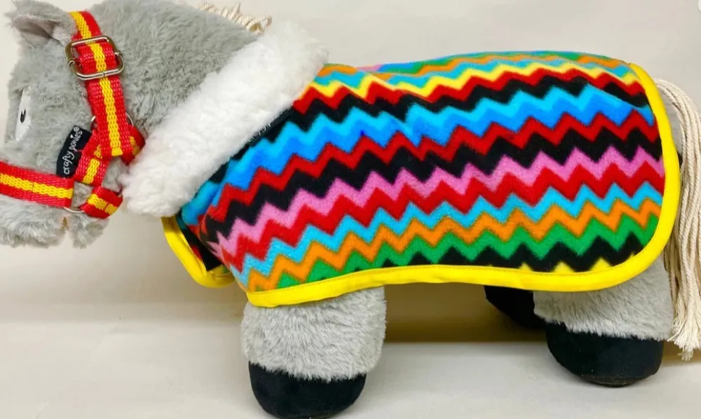 Clearance Crafty Ponies Fleece Neck Show Rug with Headcollar Role Play|Model Animals